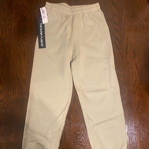 NWT Aritzia Sweatpants